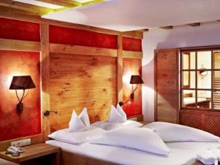 Berghof Crystal & Sports Hotel Tux