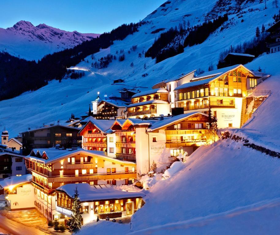 Hotel Berghof Crystal & Sports 4*