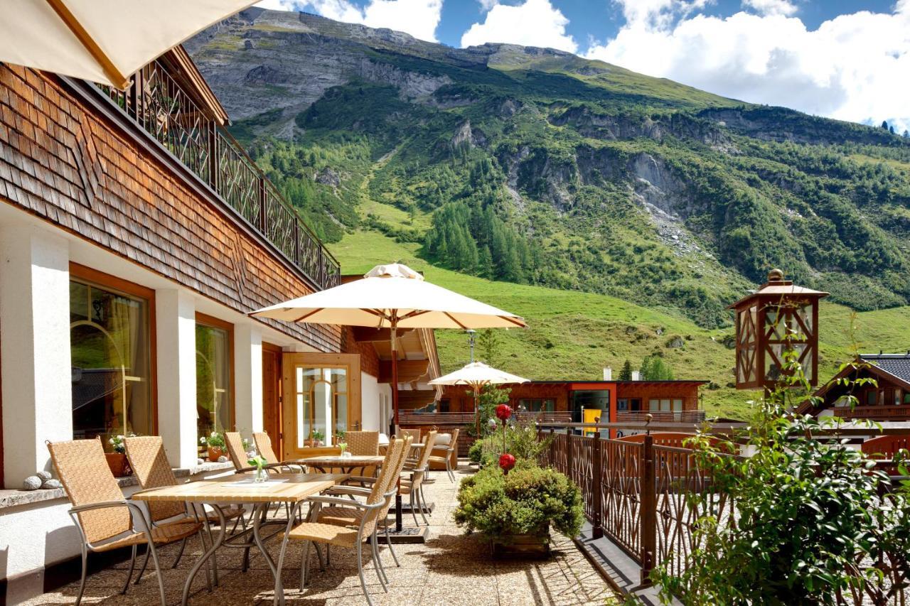 Berghof Crystal & Sports Hotel Tux